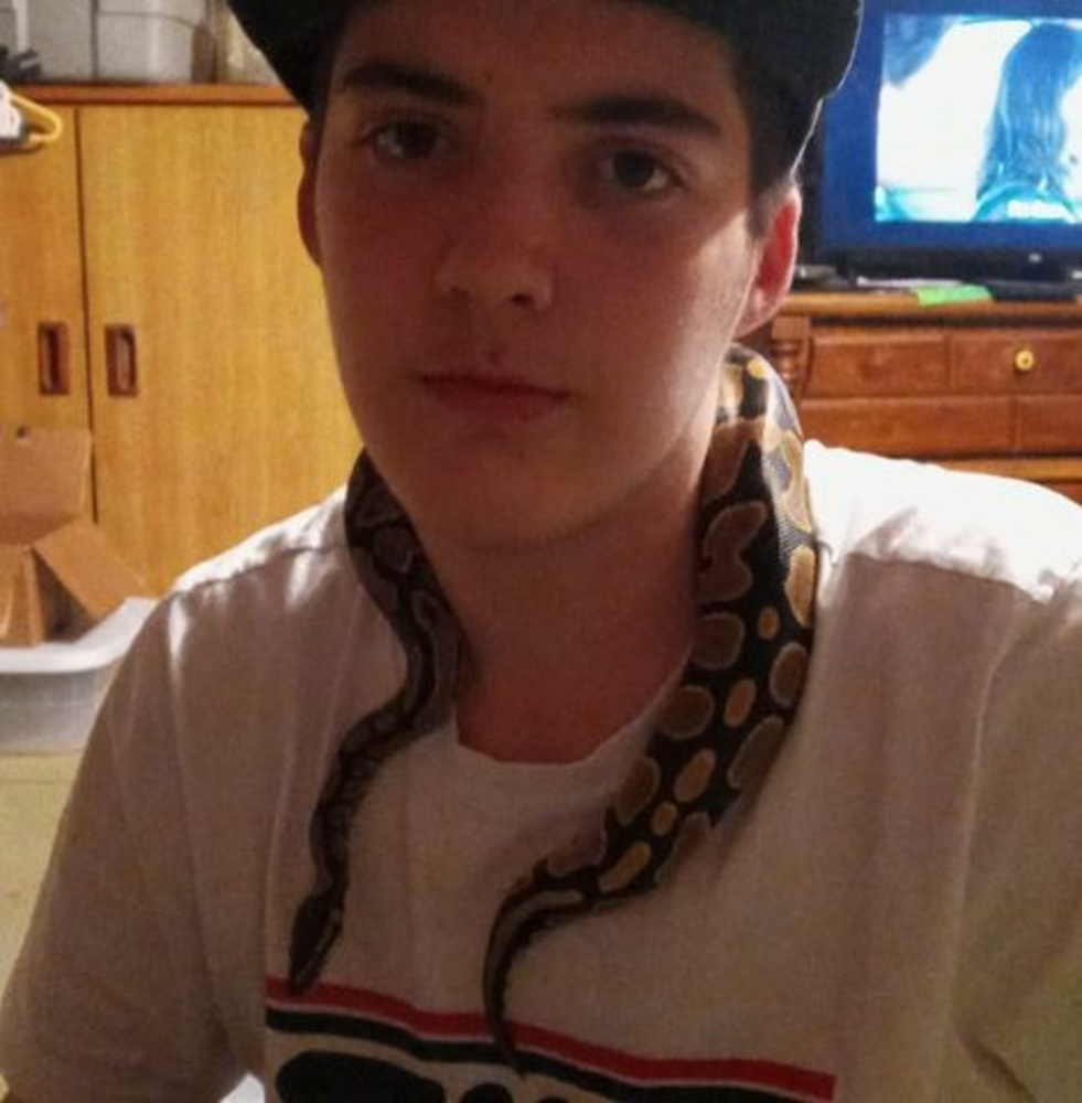 Meet your Posher, Joshua